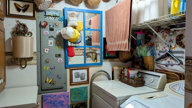 laundry room featuring washer and dryer