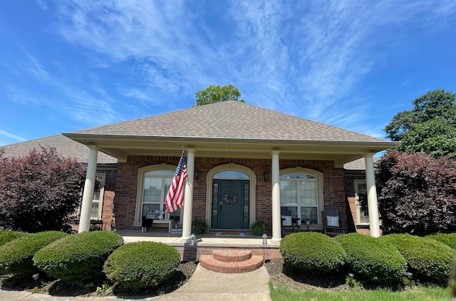 view of front of property featuring a porch