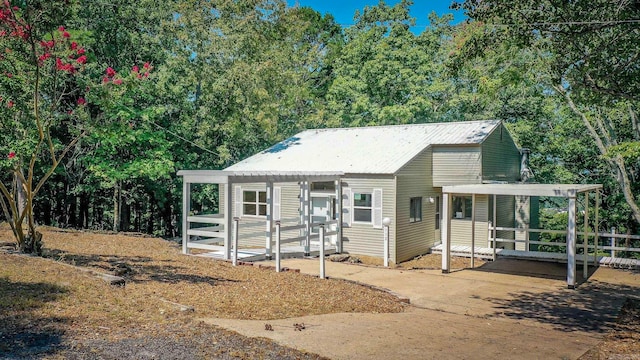 view of front of house