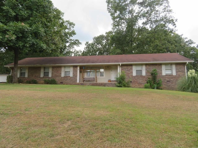 single story home with a front yard