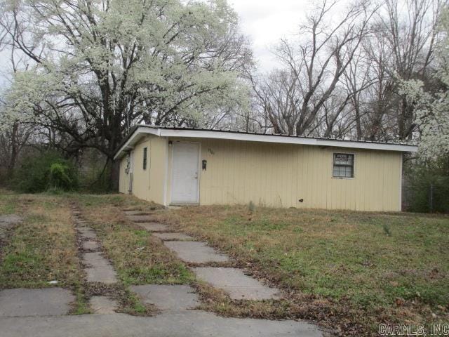 view of side of home