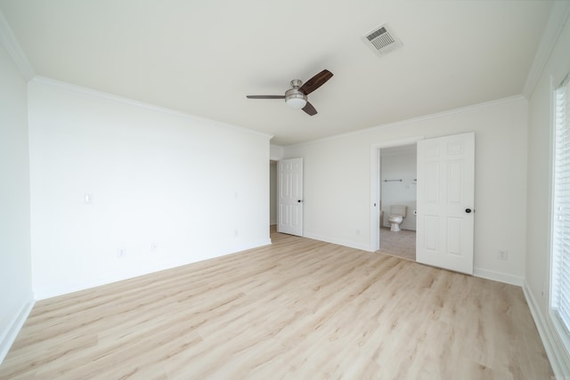 unfurnished bedroom with ornamental molding, light hardwood / wood-style flooring, ensuite bathroom, and ceiling fan