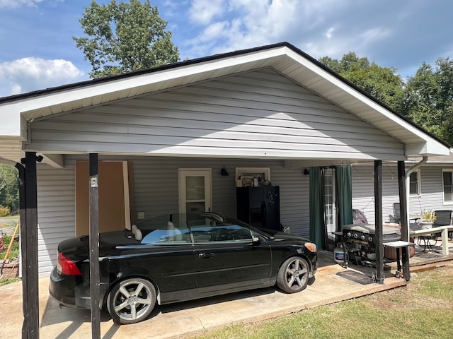 exterior space featuring a porch