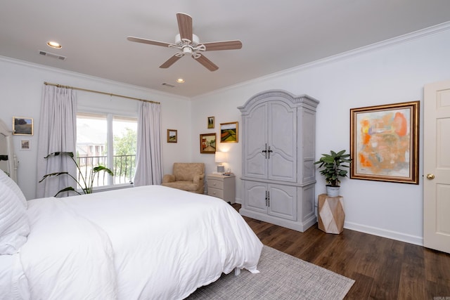 bedroom featuring crown molding, dark hardwood / wood-style flooring, and ceiling fan