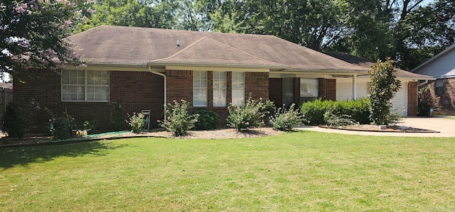 ranch-style house with a front yard