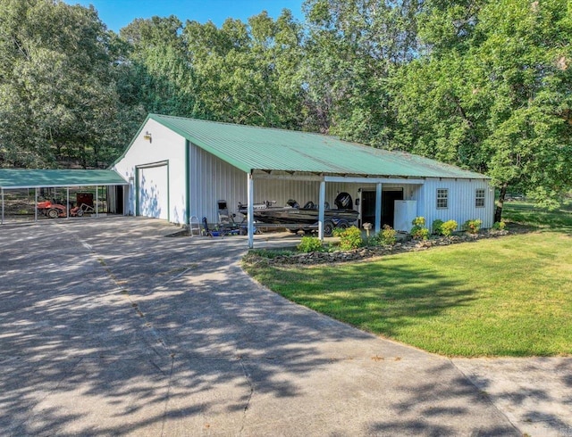 exterior space featuring an outbuilding