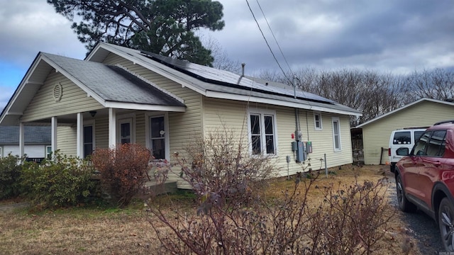 view of front facade featuring a porch