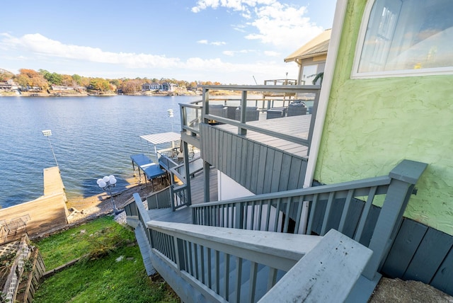 view of dock featuring a water view