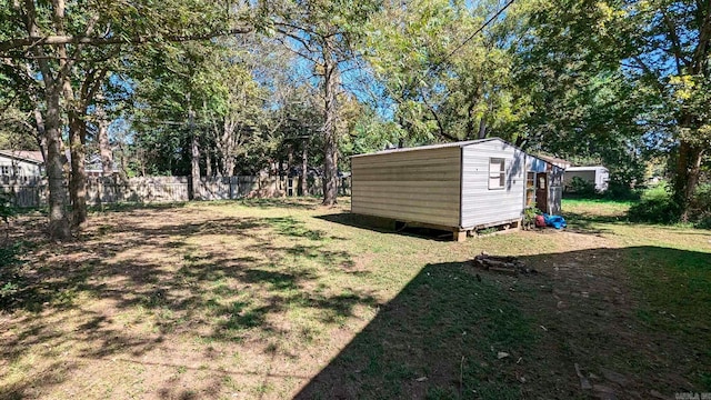 520 Main St, Newport, AR 72112 - view of yard featuring a storage unit