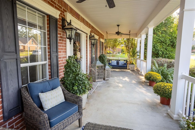 view of patio featuring covered porch and ceiling fan