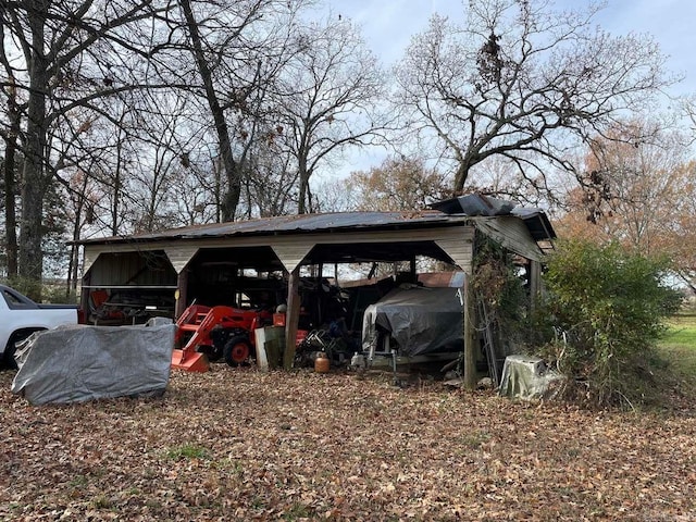 view of outdoor structure featuring a carport