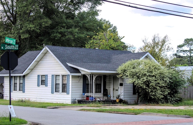 view of single story home