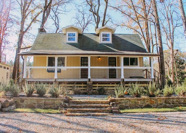 view of front of home featuring covered porch