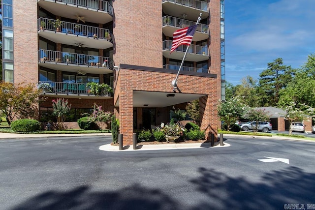 1 Treetops Unit & 1103, Little Rock, AR 72202 - view of apartment building / complex