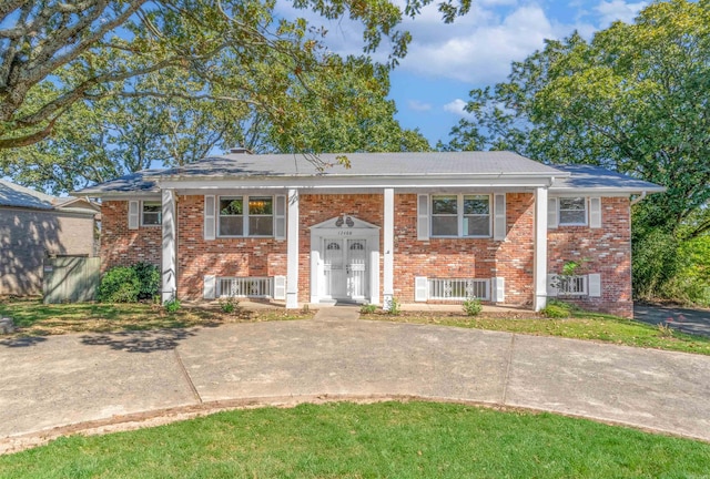 view of split foyer home