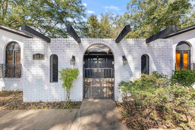 view of entrance to property