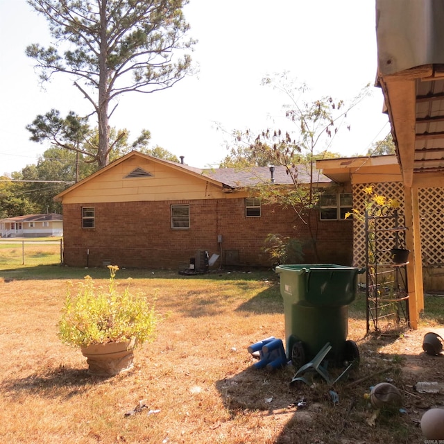 view of home's exterior