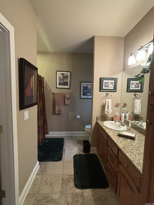 22 Alta Way, Hot Springs Village, AR 71909 - full bathroom featuring toilet, vanity, baseboards, and a shower with shower curtain