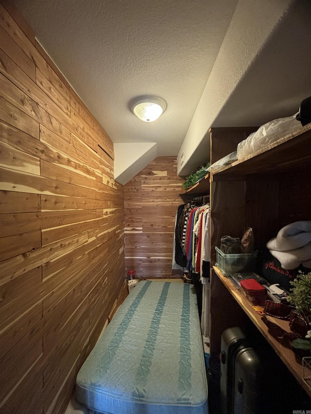 22 Alta Way, Hot Springs Village, AR 71909 - view of spacious closet