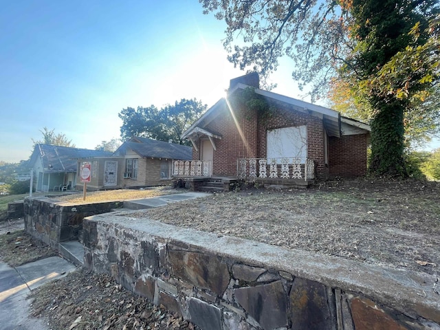 view of front of property