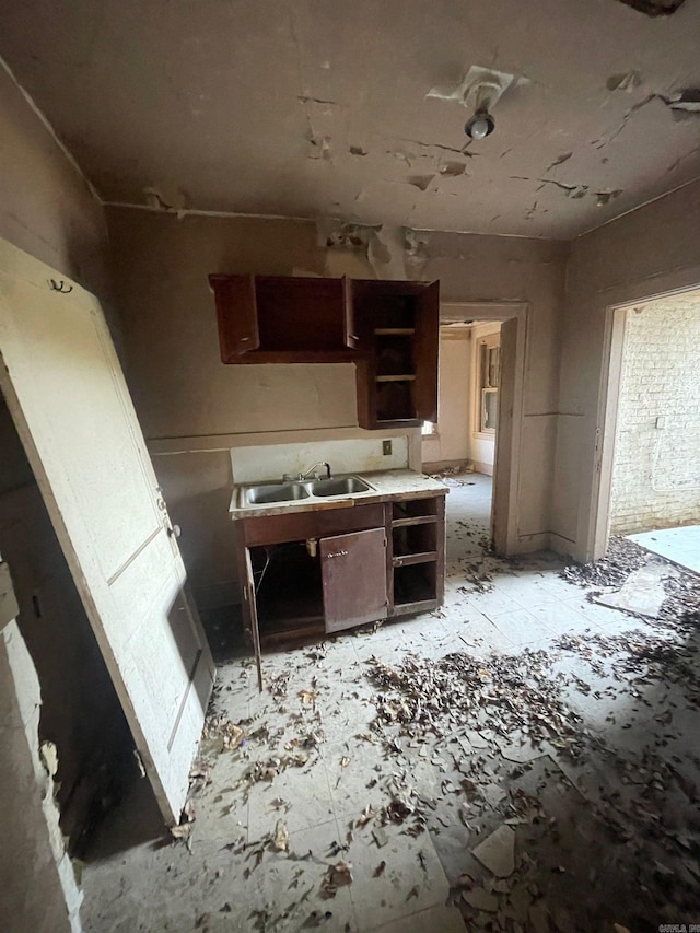 kitchen featuring sink