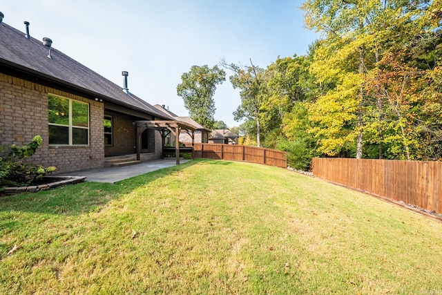 view of yard with a patio area