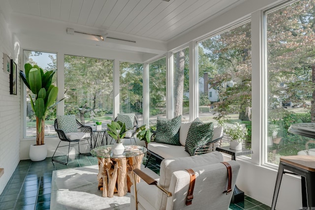 view of sunroom / solarium