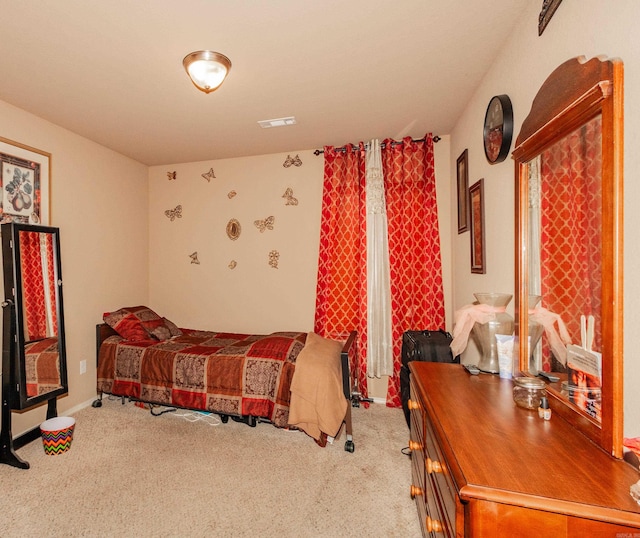 bedroom featuring carpet floors