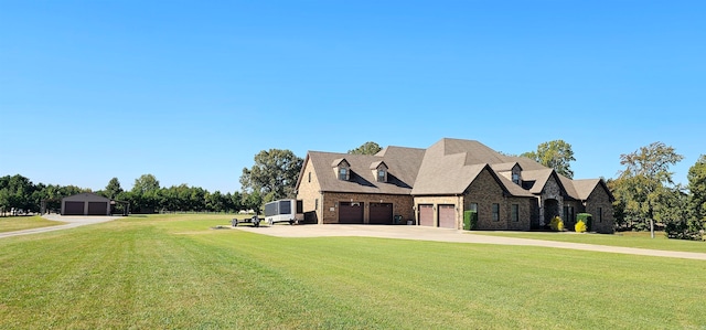 view of front of home with a front lawn