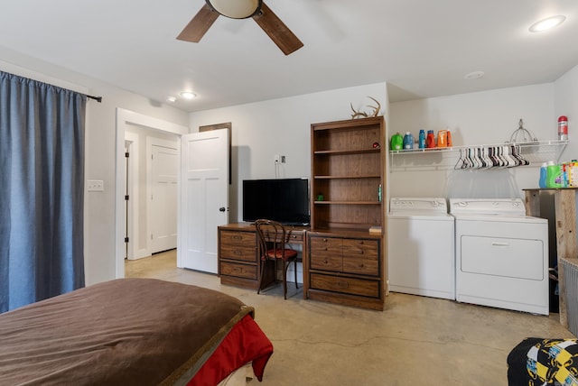 bedroom featuring washer and clothes dryer and ceiling fan