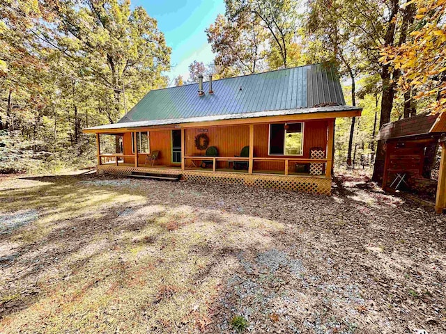 view of front of property with covered porch