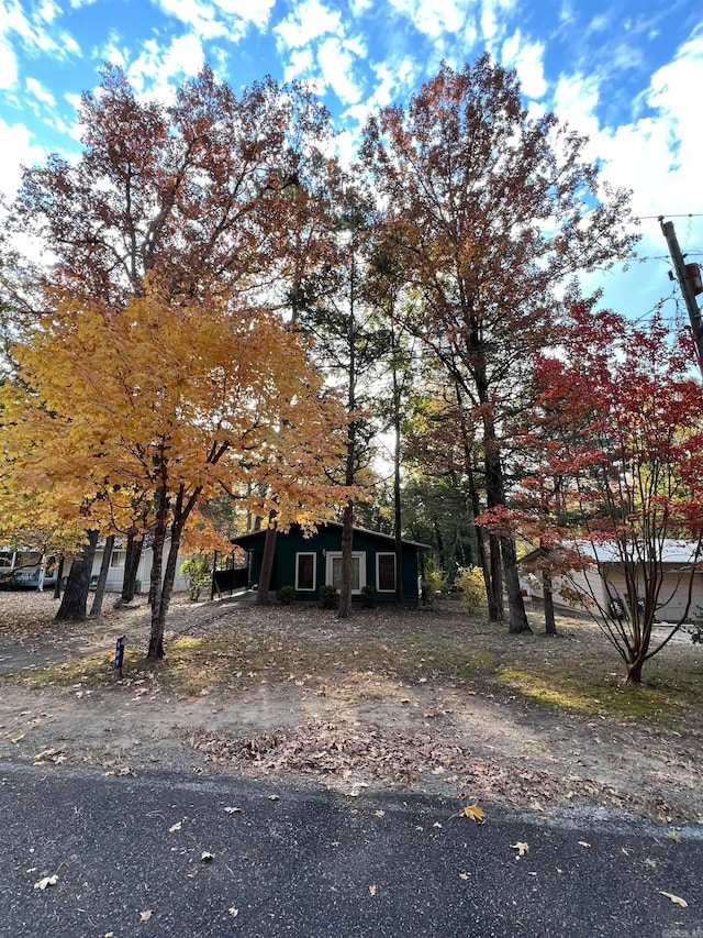 view of obstructed view of property