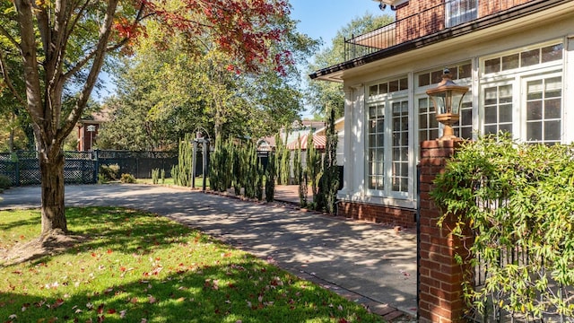 exterior space featuring a yard