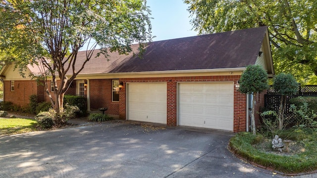 view of front of house featuring a garage