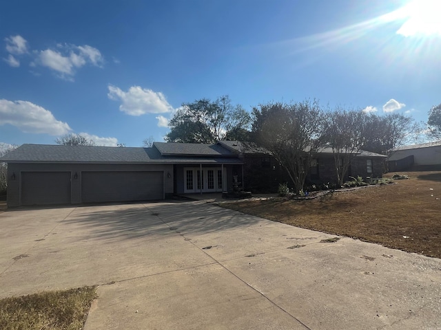 view of front facade with a garage