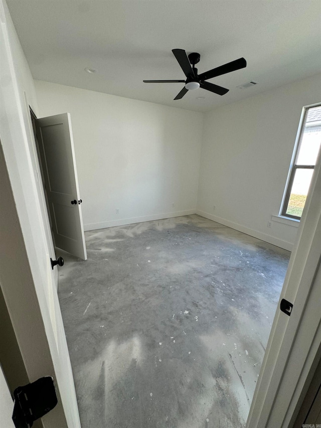 spare room featuring ceiling fan