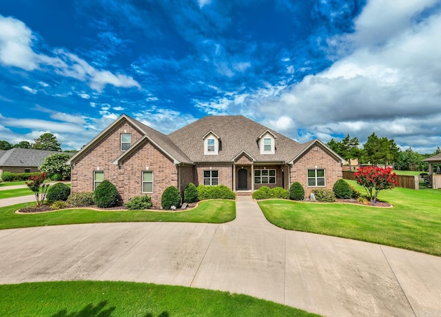 view of front of house with a front yard