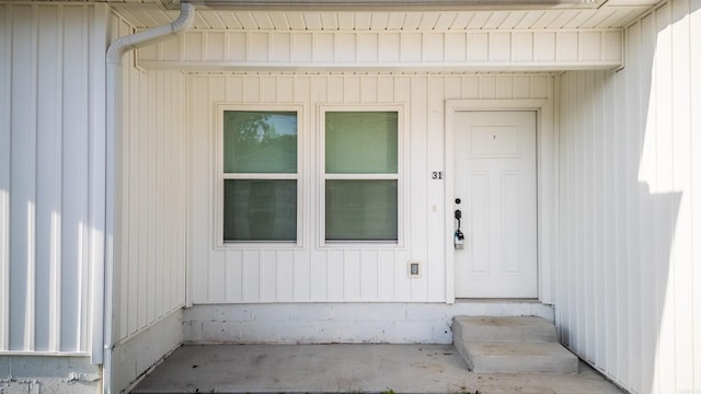 view of entrance to property