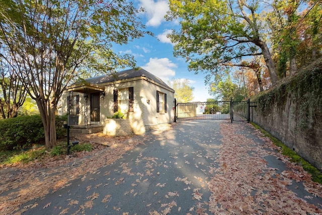 view of home's exterior