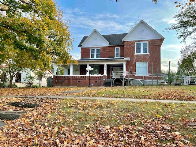 view of front facade featuring a porch