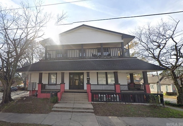 view of front of home featuring a porch