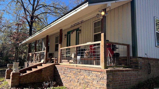 view of home's exterior