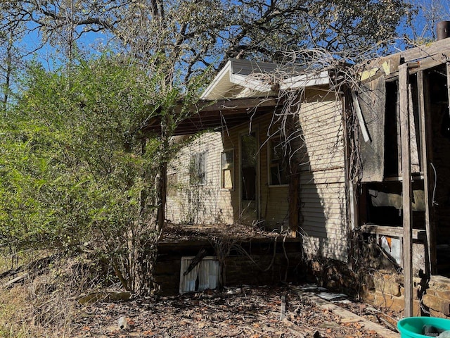 view of side of property