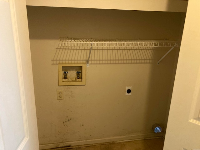 laundry area featuring washer hookup and electric dryer hookup