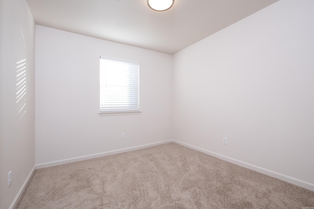 unfurnished room with carpet