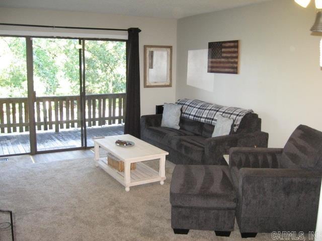 living room with carpet flooring