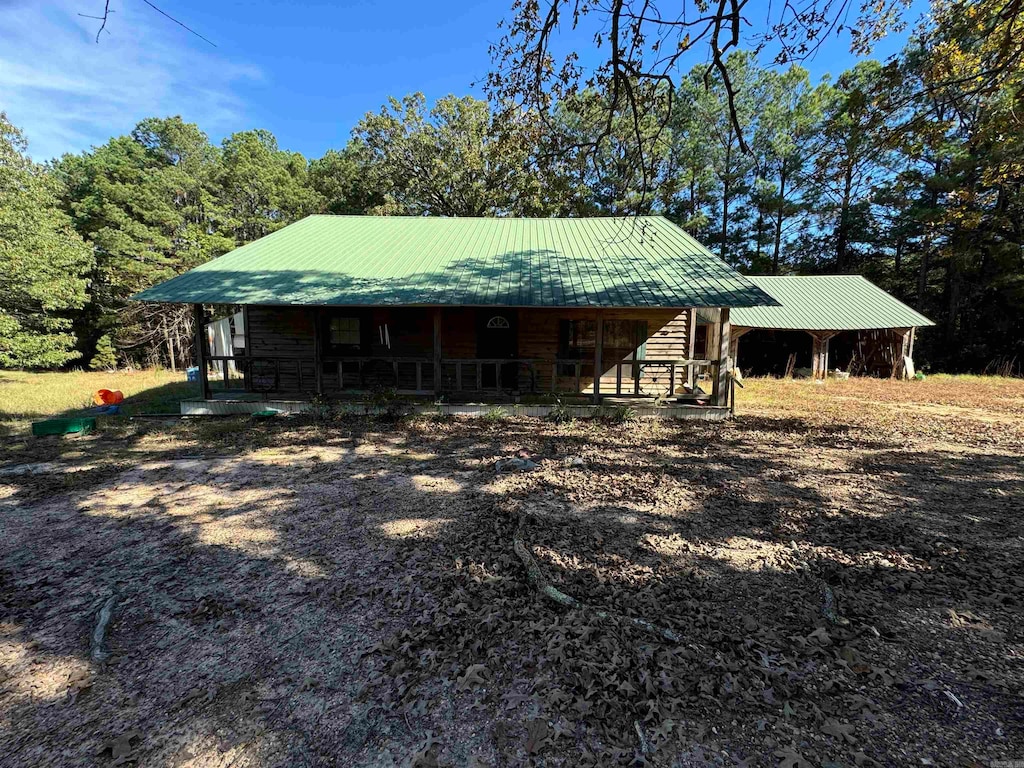 exterior space featuring a porch