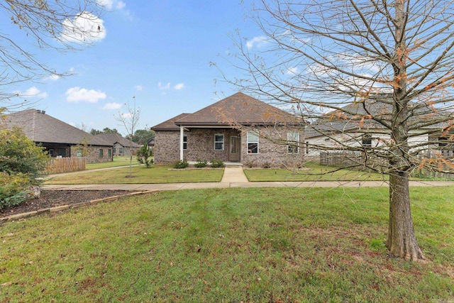 view of front of home with a front lawn