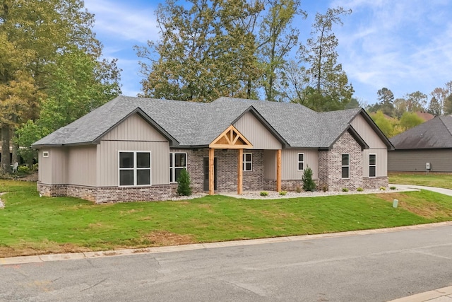 view of front of home with a front lawn