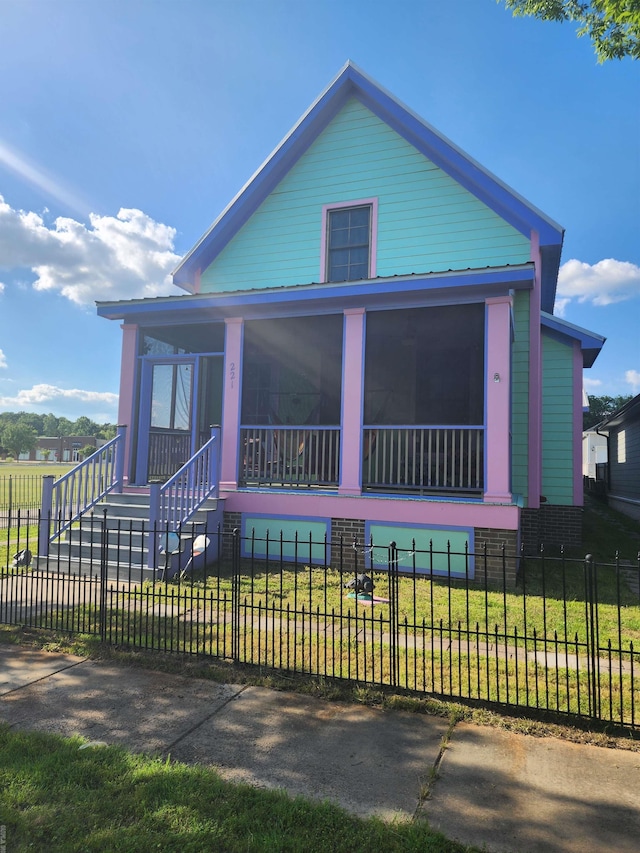 view of front of property